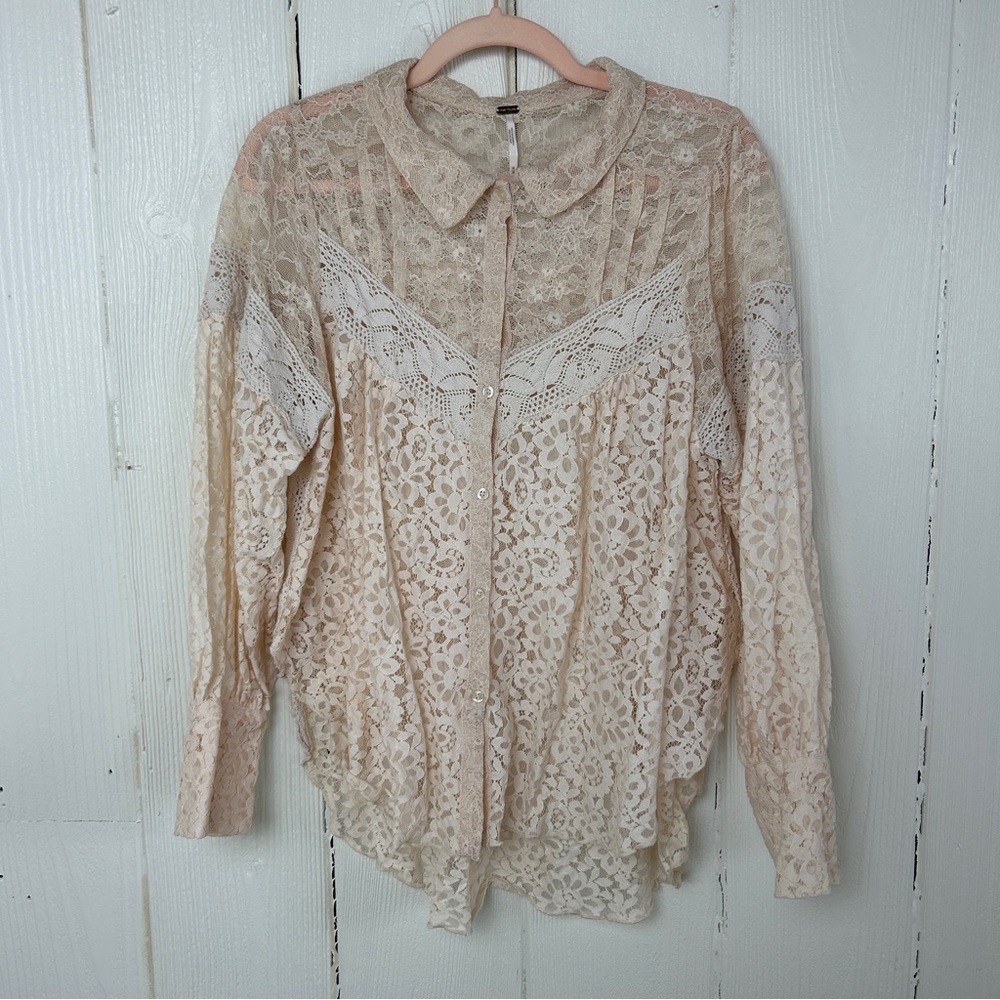 Free People Out West Lace Button-Up Blouse in Cream/Ivory Size M
